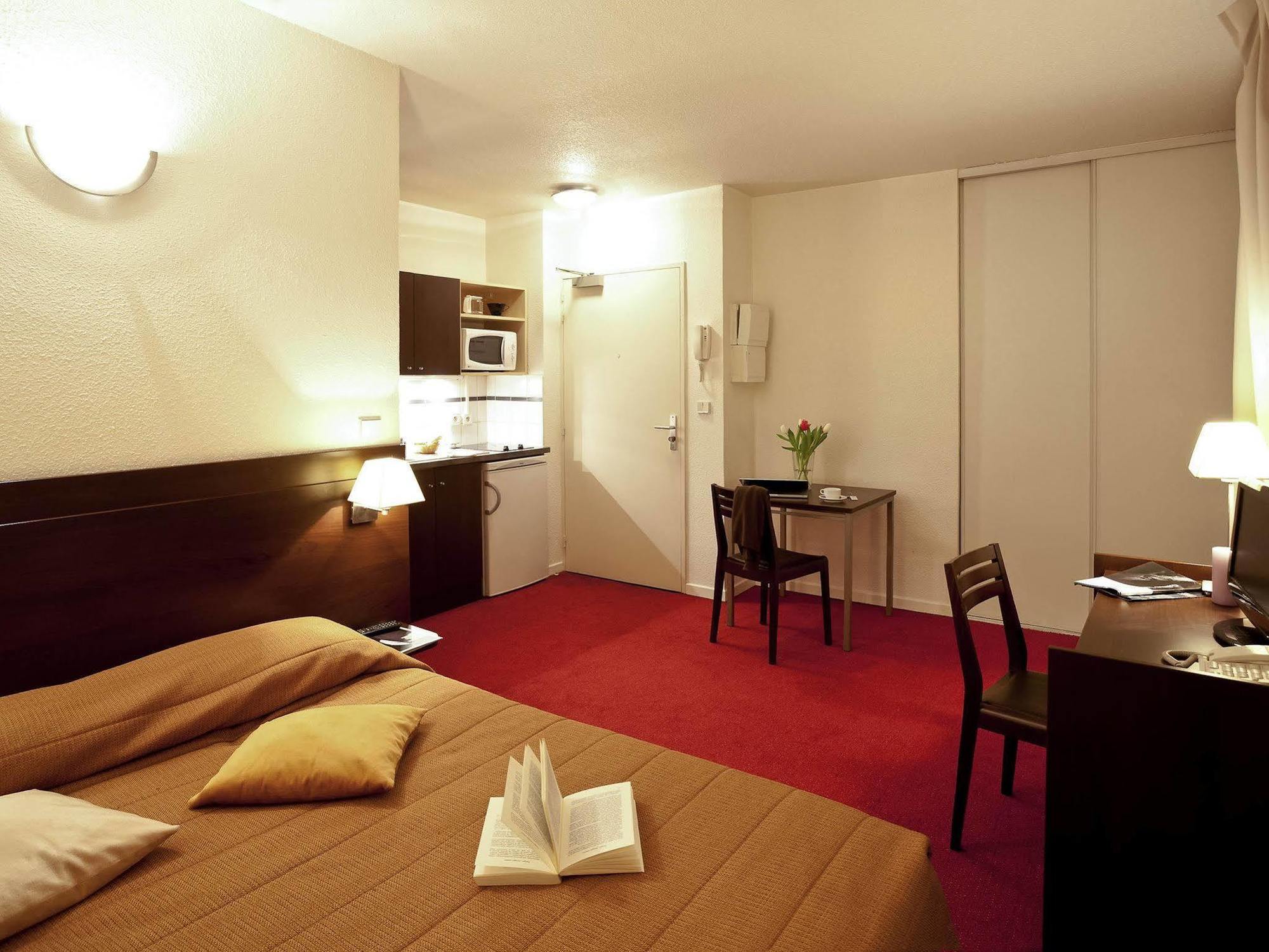 Aparthotel Adagio Access Lille Vauban Экстерьер фото