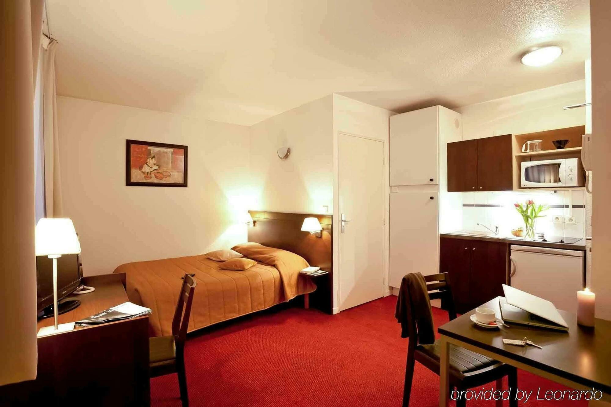 Aparthotel Adagio Access Lille Vauban Экстерьер фото